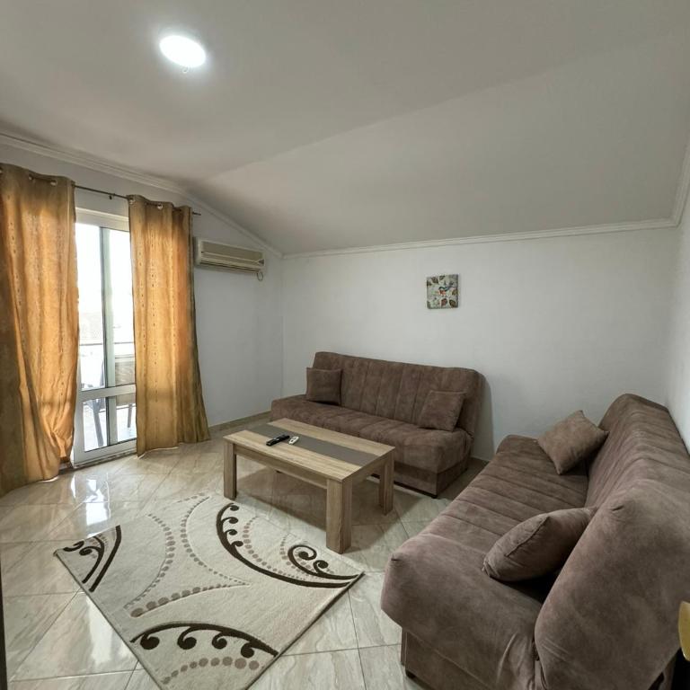 Berin Apartments - One-Bedroom Apartment with Terrace - 6