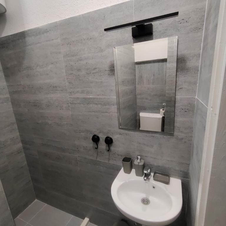 Apartmani Uroš Studio Trebinje - Studio sa Bračnim Krevetom (King-size) - 5