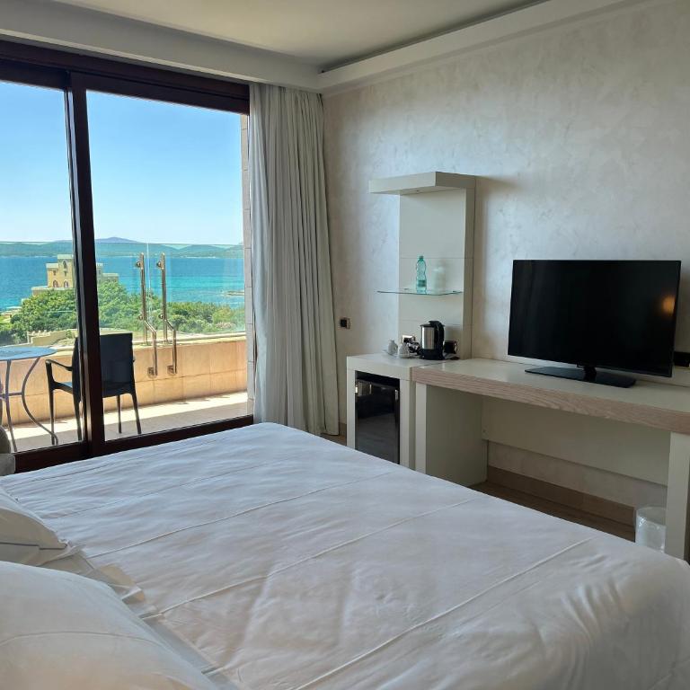 Smy Carlos V Wellness & Spa Alghero - Camera Matrimoniale con Vista Mare Panoramica - 2