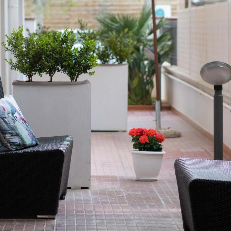 Le Torrette Rooms and Apartments - Camera Matrimoniale con Patio - 1