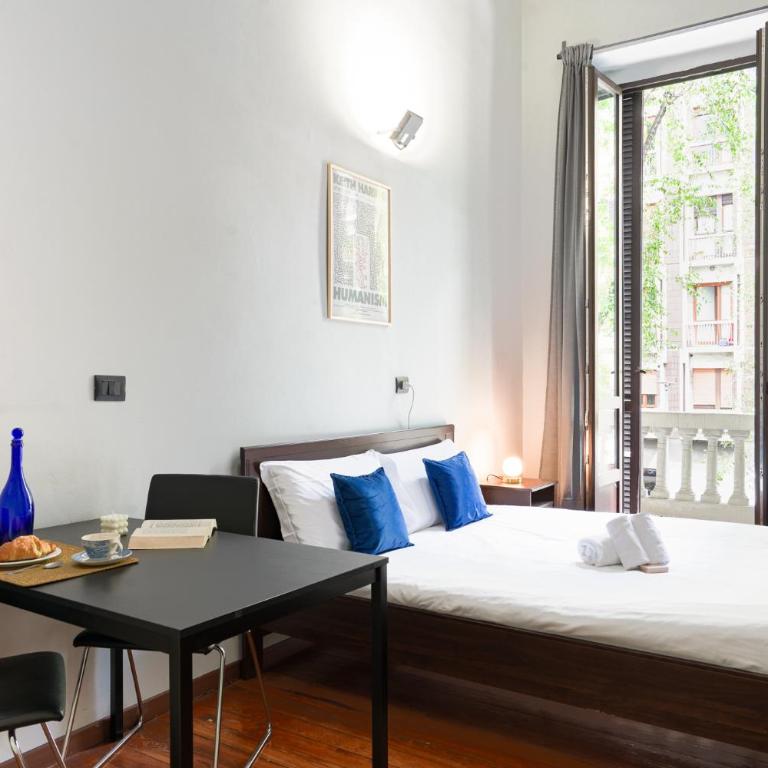 Maison Dante - Smart stays - Camera Matrimoniale Deluxe con Balcone - 3