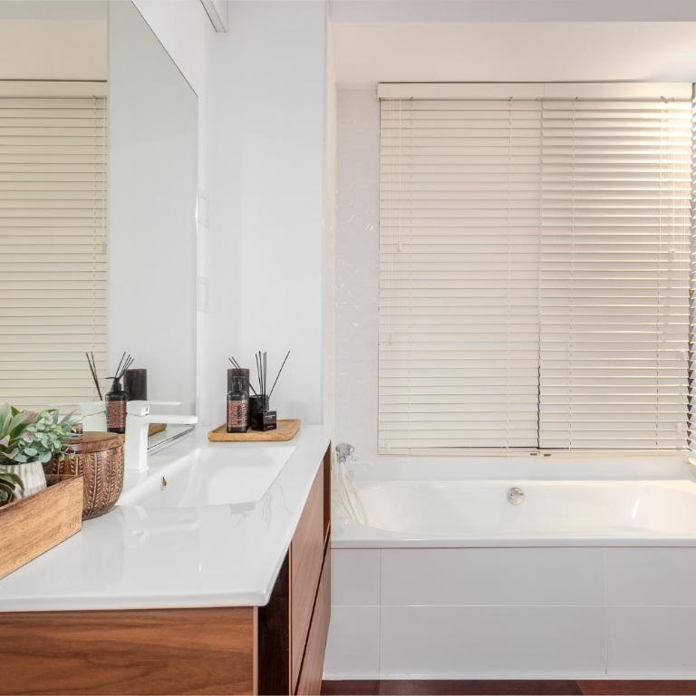 BAY VIEW - Apartamento Deluxe - 13
