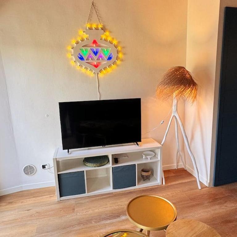 Santa Toscana Apartment - One-Bedroom Apartment - 11