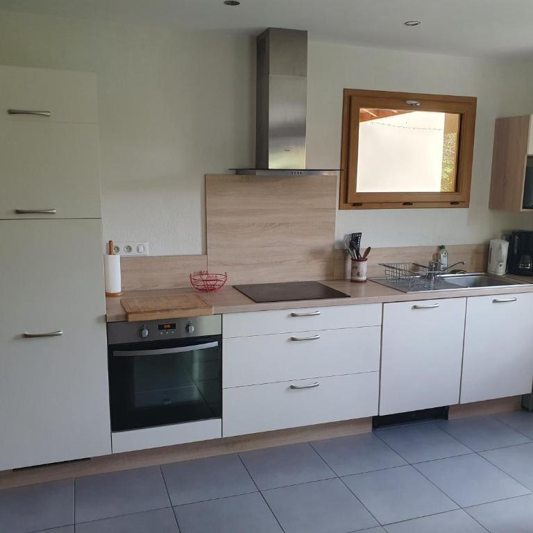 Belle villa calme à la montagne - Three-Bedroom House - 4