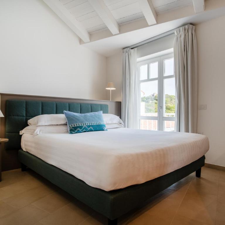 Felix Hotels - Hotel La Coluccia - Junior Suite con Vista Mare - 2