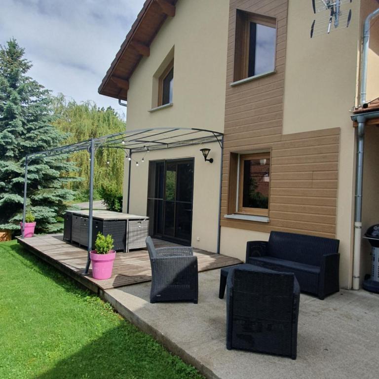 Belle villa calme à la montagne - Three-Bedroom House - 2