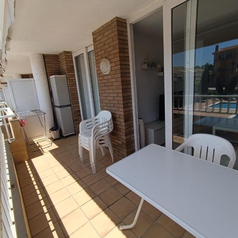 APARTAMENTS DEL SOL L'ESTARTIT - Two-Bedroom Apartment - 18