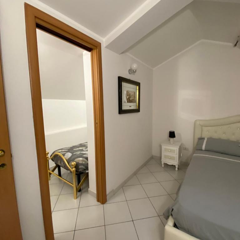 Home Pino Center~600 mt Duomo CT - Two-Bedroom House - 23