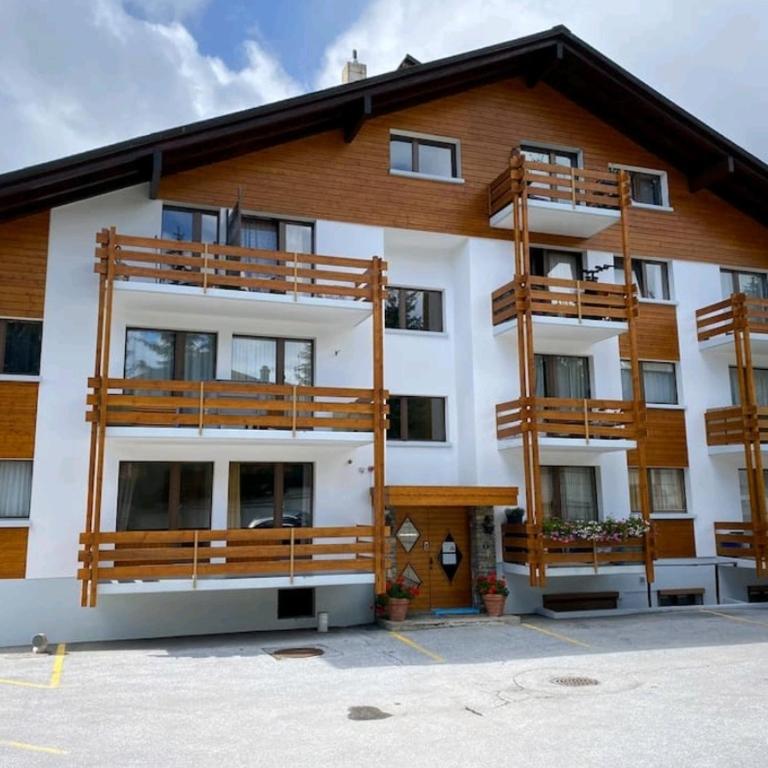 Charmant appartement avec balcon et parking privé - Apartment mit 1 Schlafzimmer - 1