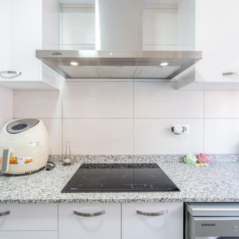 Apartamento Familiar en Avenida del Puerto - Apartamento de 3 dormitorios - 19