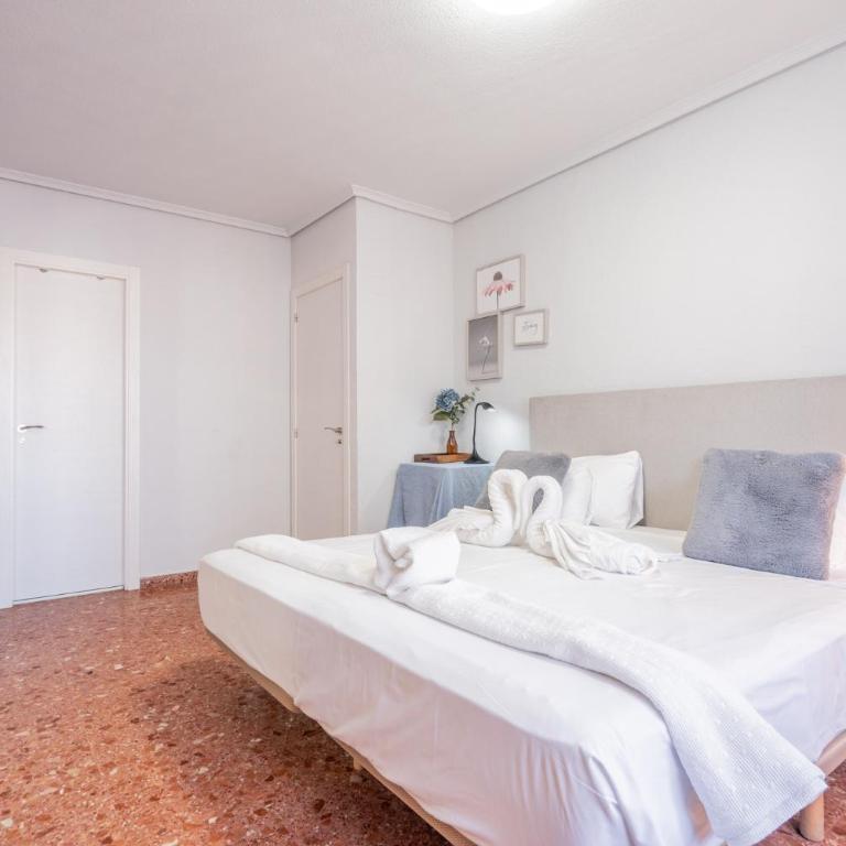 Apartamento Familiar en Avenida del Puerto - Apartamento de 3 dormitorios - 22