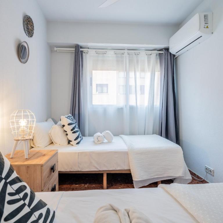 Apartamento Familiar en Avenida del Puerto - Apartamento de 3 dormitorios - 28