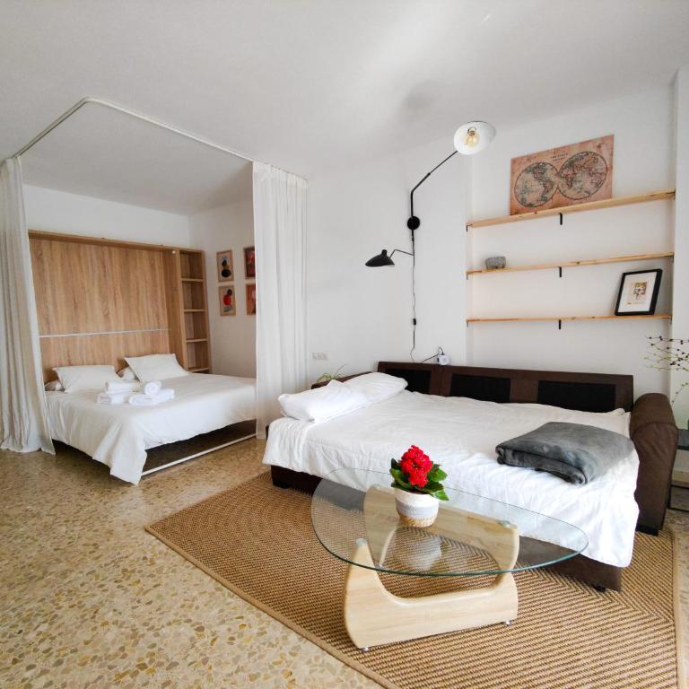 Modern loft in Malaga beach - Apartamento de 1 dormitorio - 8
