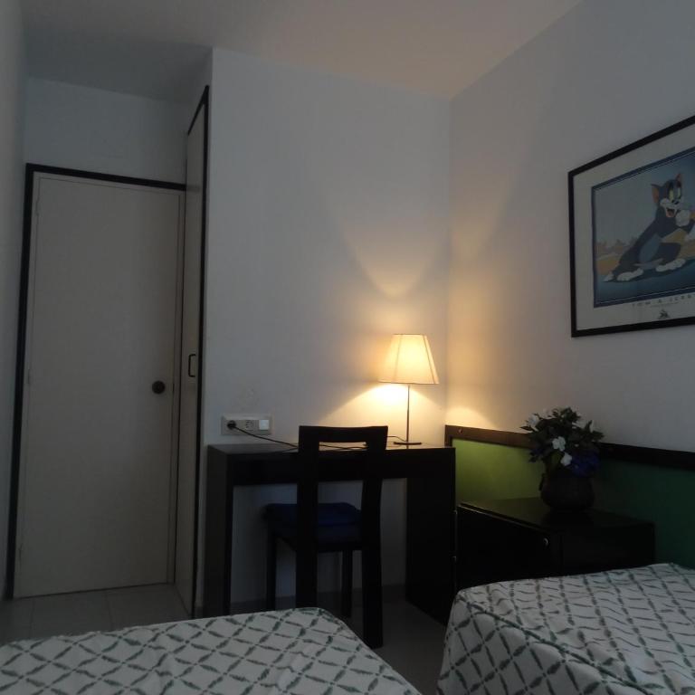 Apartamentos Blaumar - Two-Bedroom Apartment - 16