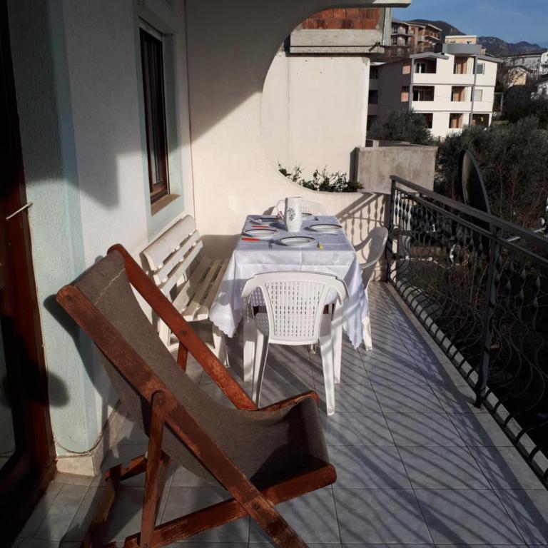 PEKOVIĆ - Three-Bedroom Villa - 15