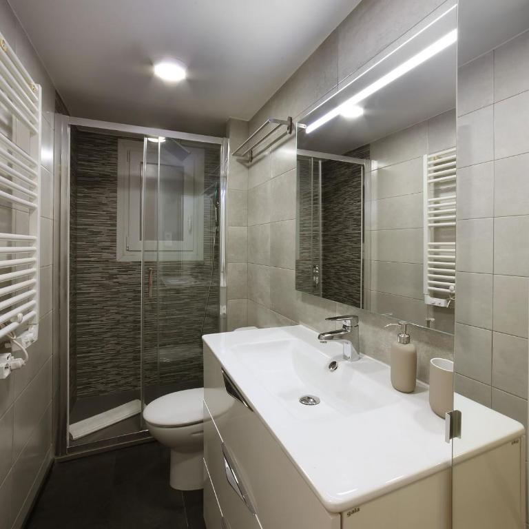 Sagrada Familia - The Haus Bcn - Three-Bedroom Apartment - 13