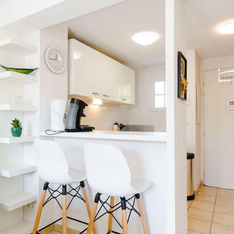 Pavillon 3P climatisé, piscine, terrasse, proche plage, 6 pers., Narbonne - FR-1-409-12 - Villa - 5