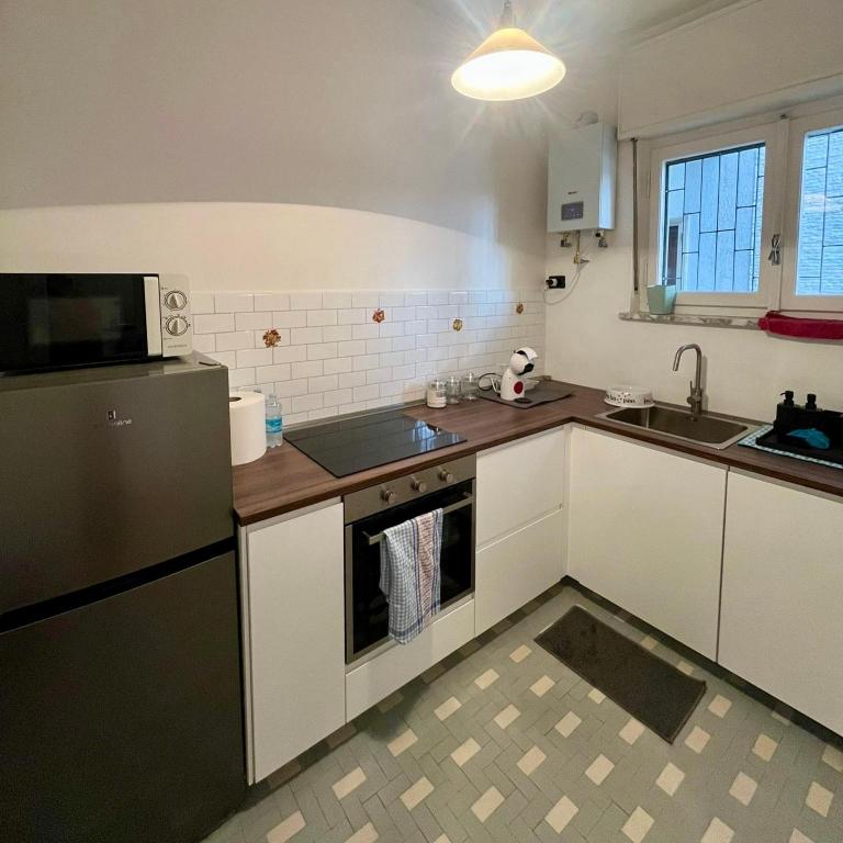 Appartamento a 100 mt dalla spiaggia - Appartamento con 2 Camere da Letto e Vista Mare - 15