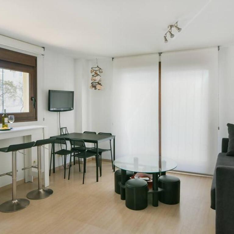 Apartamento a 50 m de la playa - One-Bedroom Apartment - 7