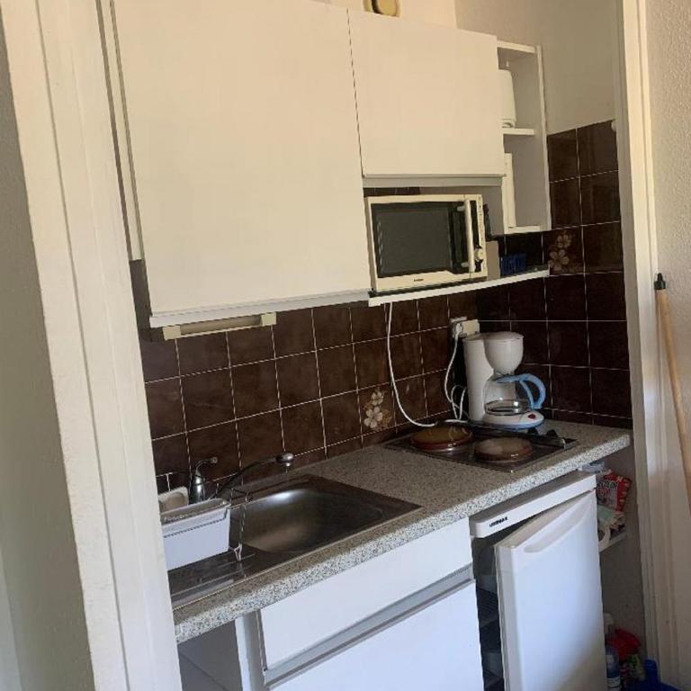 Vittoria Immobilier 4-REGLEMENT SUR PLACE -chèques vacances acceptés - Apartment - Ground Floor - 8