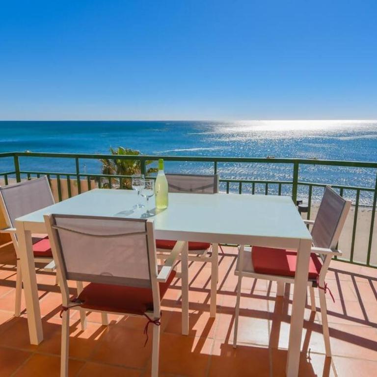 OVER THE SEA Amazing views Beachfront - Apartamento de 2 dormitorios - 3
