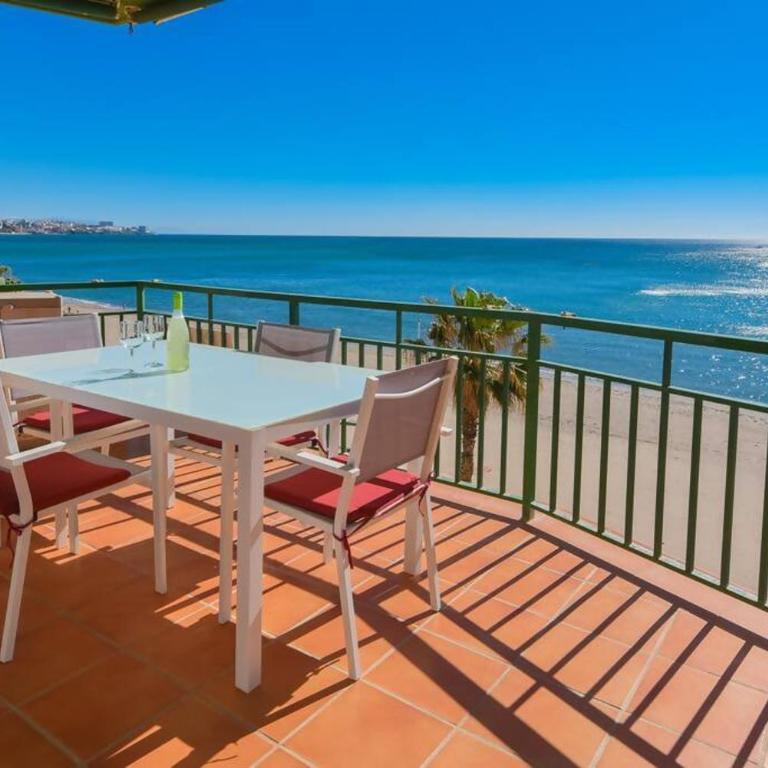 OVER THE SEA Amazing views Beachfront - Apartamento de 2 dormitorios - 19