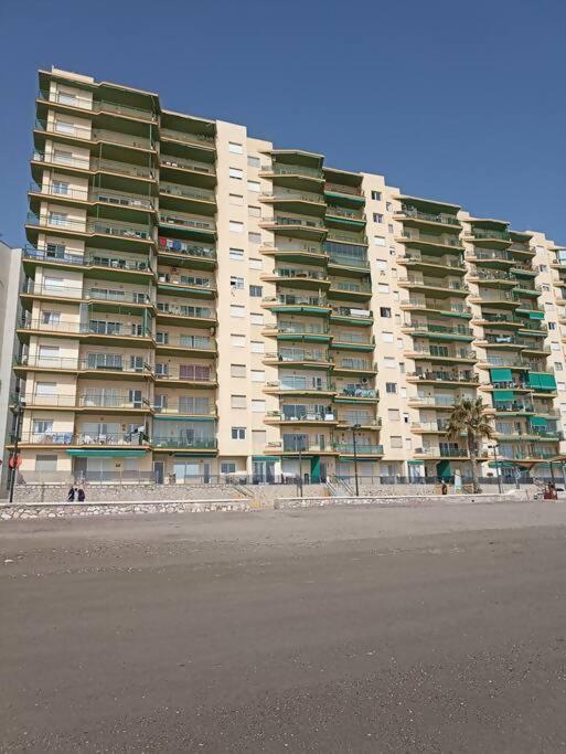 OVER THE SEA Amazing views Beachfront - Apartamento de 2 dormitorios - 32