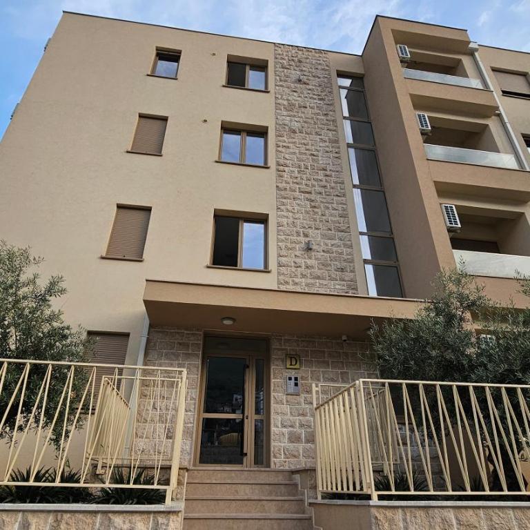 Bella Vista Residence D7 - One-Bedroom Apartment - 5
