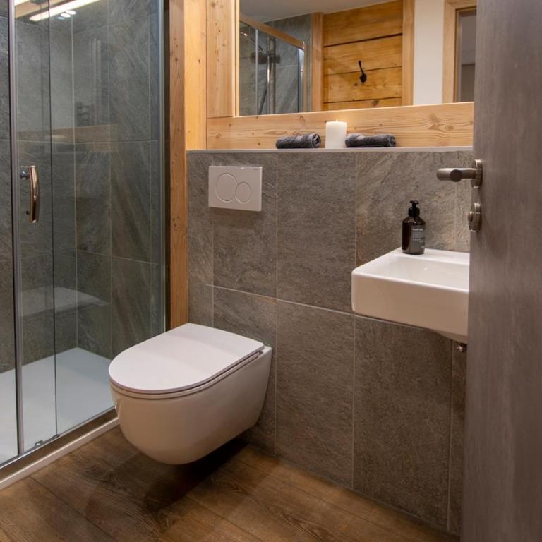 La Bergère - Doppel-/Zweibettzimmer mit privatem, externem Bad - 1