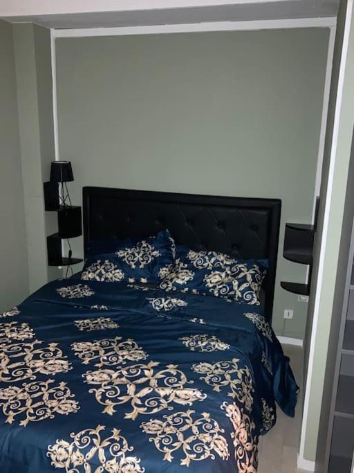 Rooftop Appartement 75017 - Appartamento con 2 Camere da Letto - 10