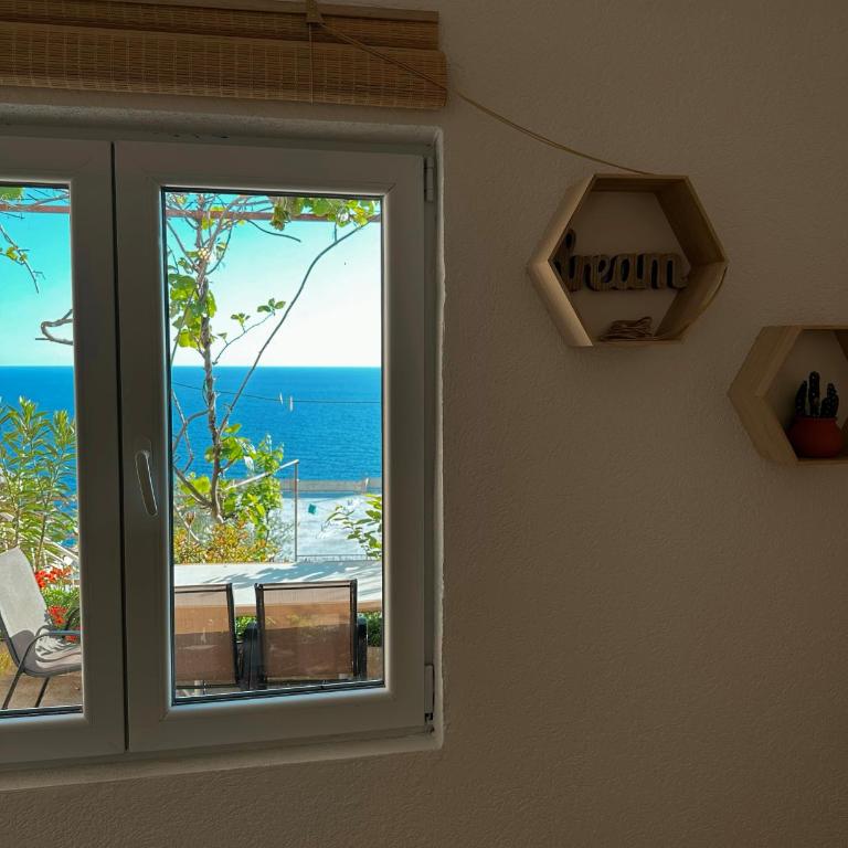 Seas the day - Apartment with sea view and terrace - One-Bedroom Apartment - 11