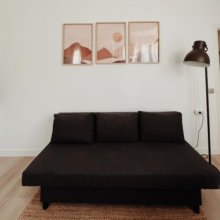 Apartamentos Express by gaiarooms - Three-Bedroom Apartment - 5