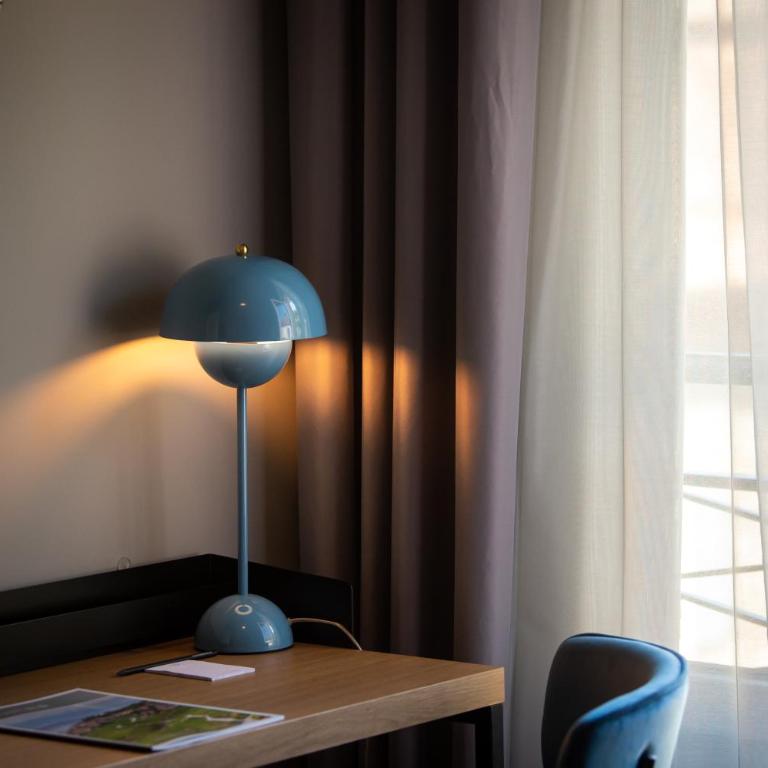 Châtonneyre Hotel & Restaurant - Zweibettzimmer - 3