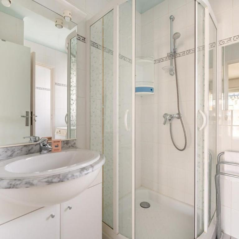 A056 - Nice Studio Cannes centre with parking - Appartement - 12