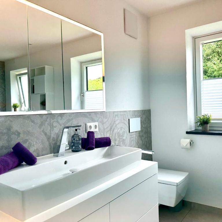 Ferienwohnung Hoffmann-Schiffer - Apartment mit Aussicht und Balkon - 12