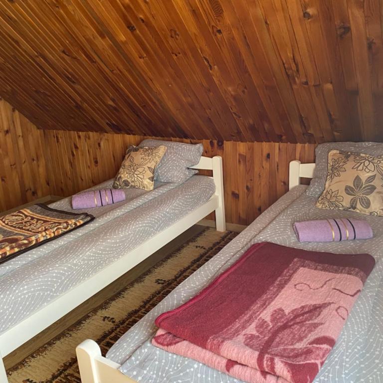Verica Rooms - Dvokrevetna Soba sa Zasebnim Krevetima i Zajedničkim Kupatilom - 5