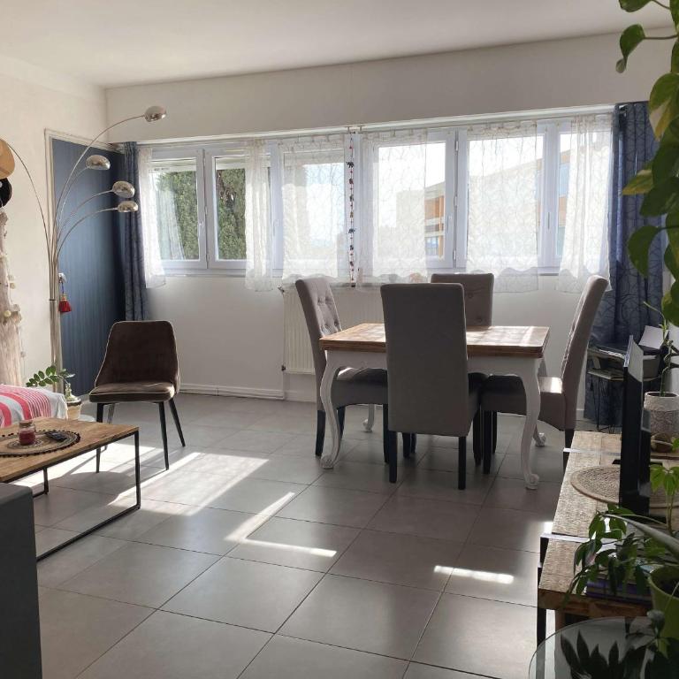 Appartement T2 - Balcon, Ascenseur, WIFI, tout équipé à Balaruc-les-Bains - FR-1-553-225 - Apartment - 1