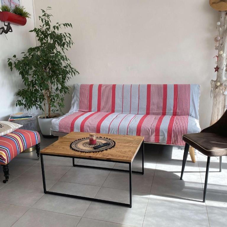 Appartement T2 - Balcon, Ascenseur, WIFI, tout équipé à Balaruc-les-Bains - FR-1-553-225 - Apartment - 5