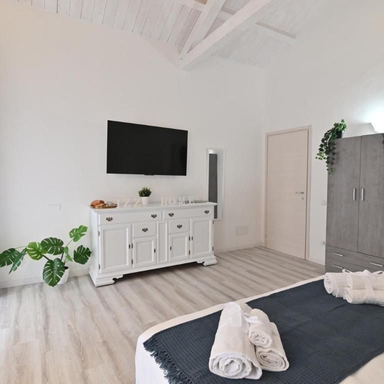 IzzHome The Breeze - One-Bedroom House - 11