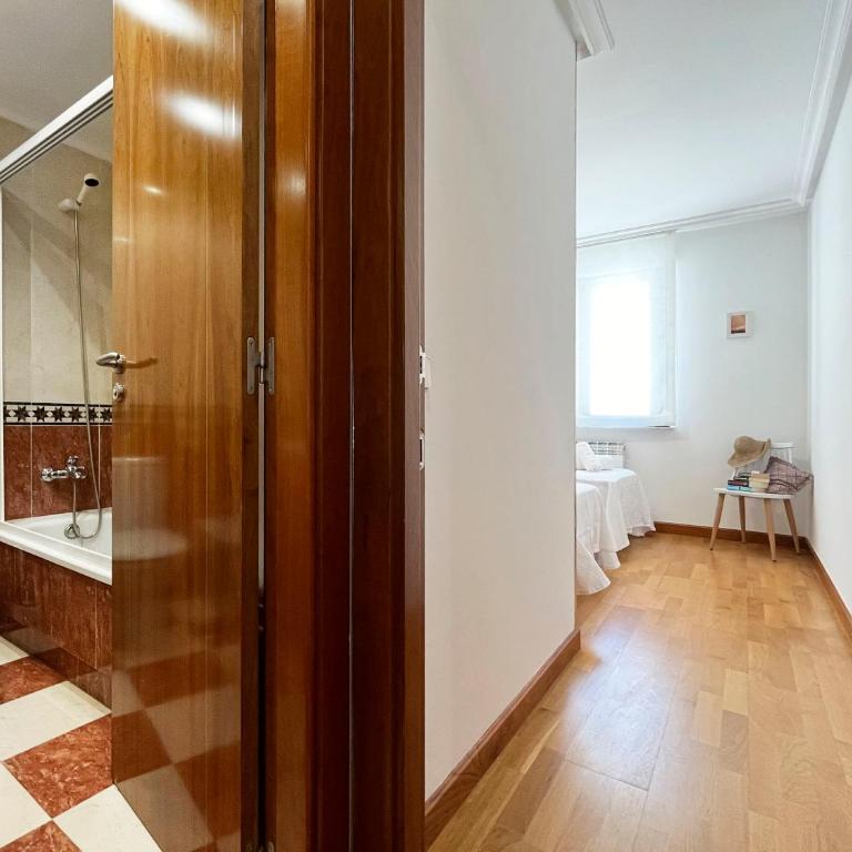 VUT Plaza Fontana - Apartamento de 3 dormitorios con vistas al parque - 14