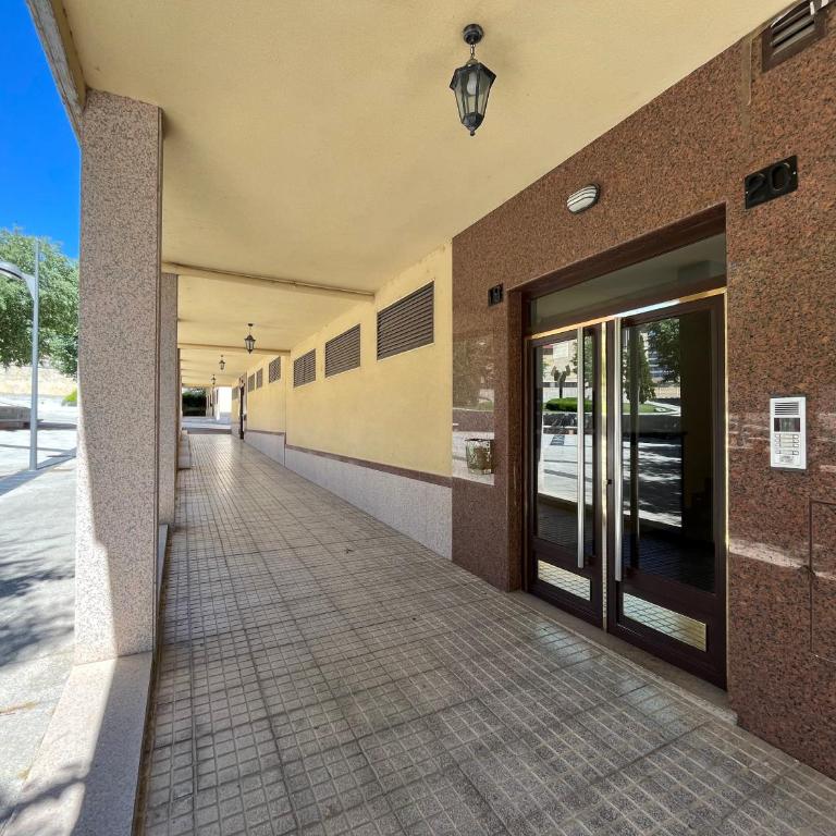 VUT Plaza Fontana - Apartamento de 3 dormitorios con vistas al parque - 24