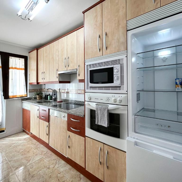 VUT Plaza Fontana - Apartamento de 3 dormitorios con vistas al parque - 52