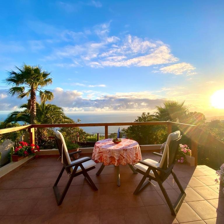Finca Tenerife - Authentisches kanarisches Haus mit Traumblick, tropischem Garten und Sauna - One-Bedroom House - 1