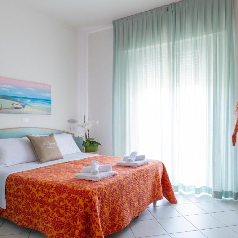 Hotel Negresco - Quadruple Room - 4
