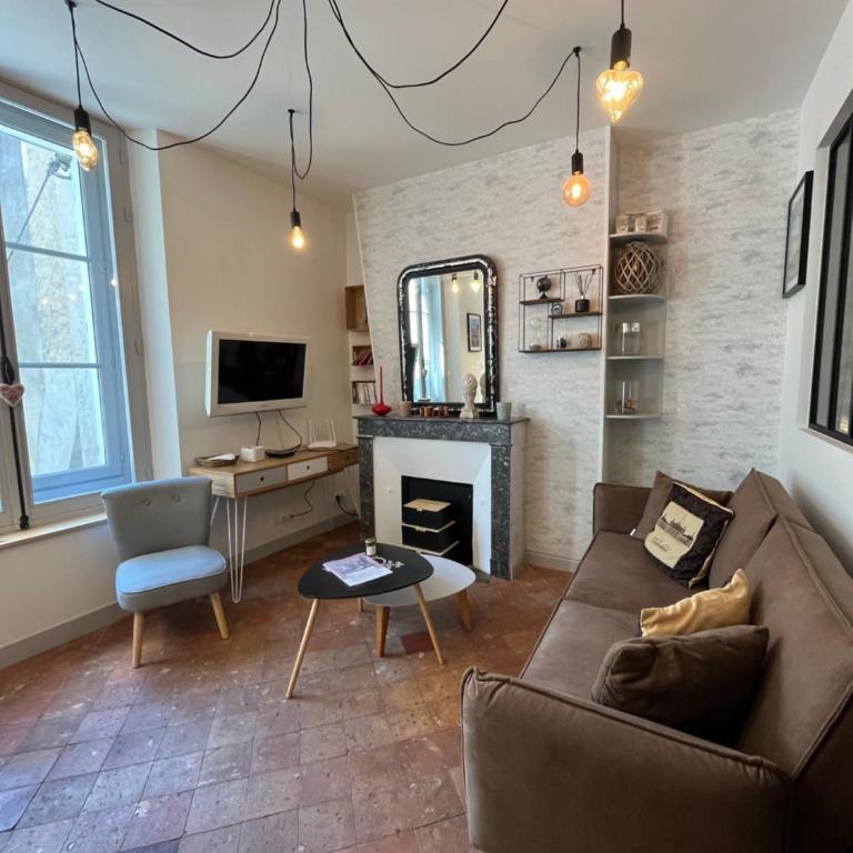 Côté Escaliers - Cosy appartement au cœur de Blois - Appartement 1 Chambre - 25
