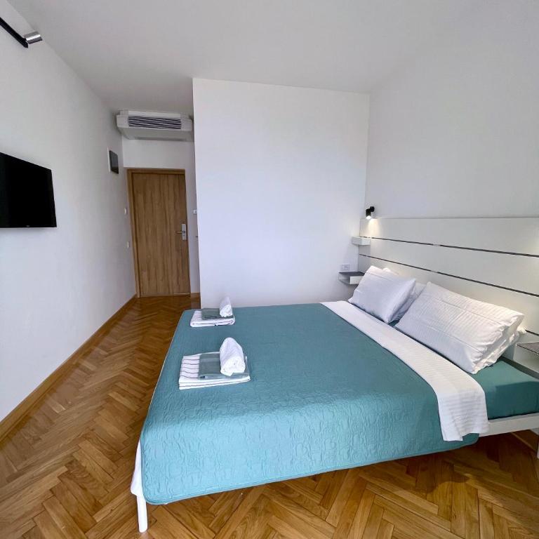 Ancora Hotel - Dvokrevetna Soba sa Bračnim Krevetom i Pogledom na More - 7