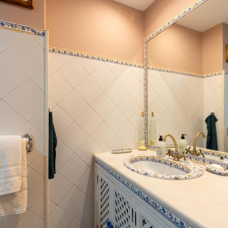 Penthouse!!! Center of Seville!!! 2 BR + 2 bath!!! - Two-Bedroom Apartment - 61