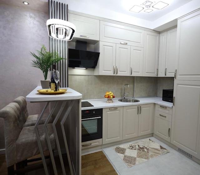 Imperial Lux Apartment - One-Bedroom Apartment - 33