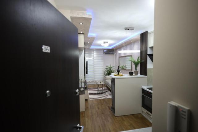 Imperial Lux Apartment - One-Bedroom Apartment - 38