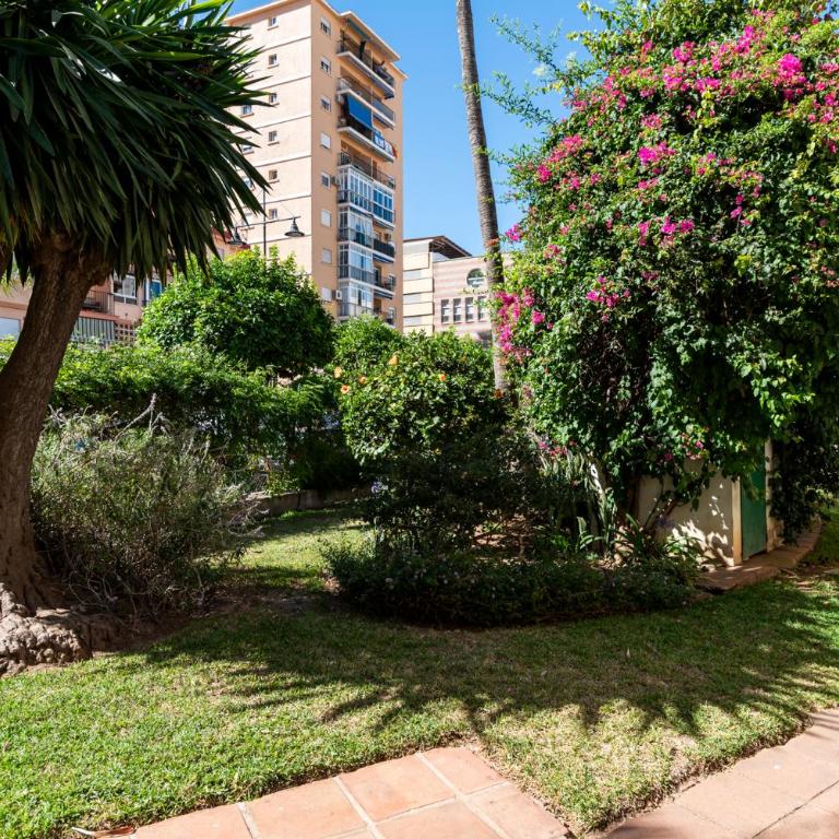 Sunny apartment in the Center, 5 min. from the Beach - Apartamento de 1 dormitorio con vistas al jardín - 14